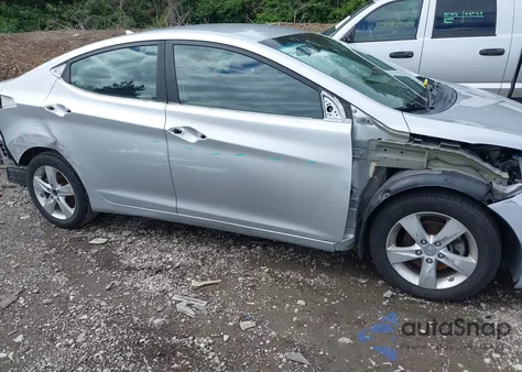 2013 Hyundai Elantra Gls z USA, uszkodzony, nr VIN 5NPDH4AEXDH409269